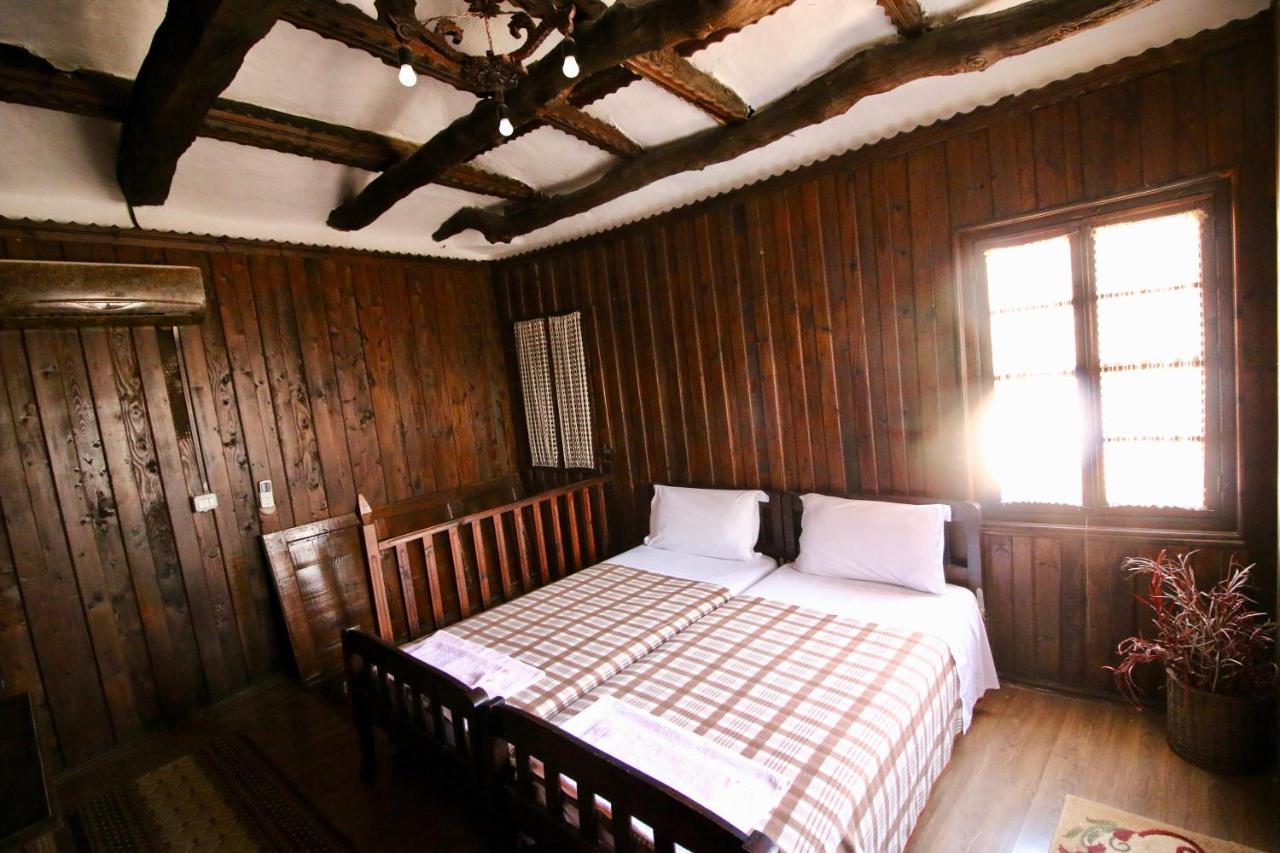 Hotel Nasho Vruho 培拉特 外观 照片