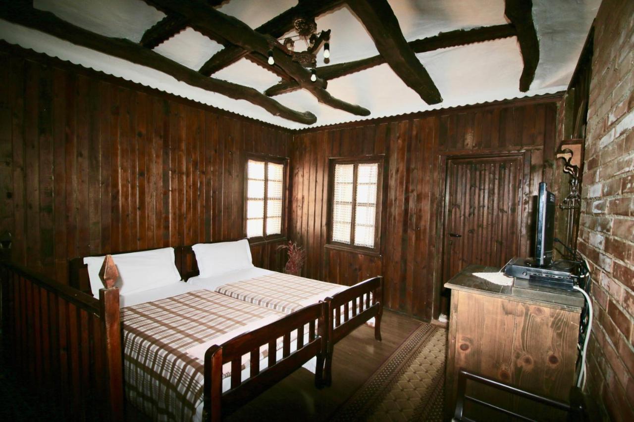 Hotel Nasho Vruho 培拉特 外观 照片